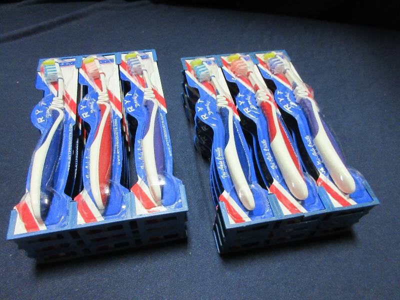 NEW-LOT OF 24 NEW TOOTHBRUSHES