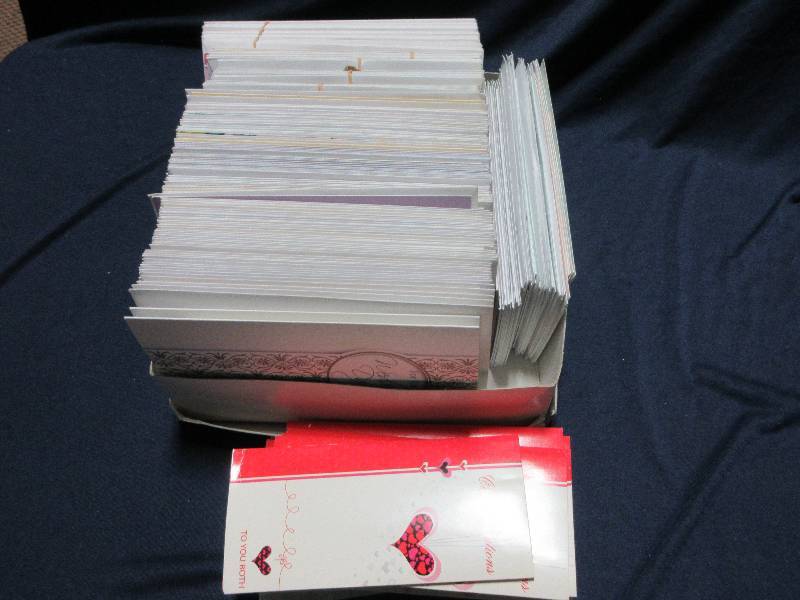 NEW HUGE LOT OF NEW GREETING CARDS