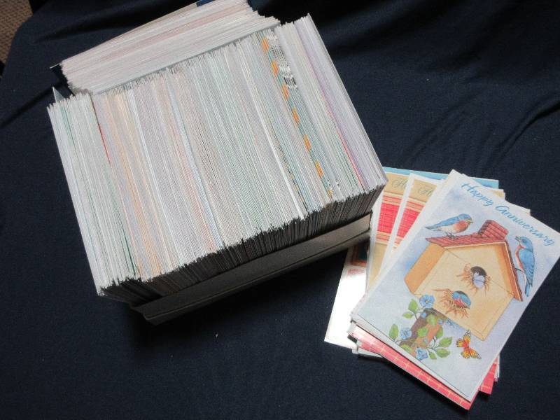 NEW HUGE LOT OF NEW GREETING CARDS