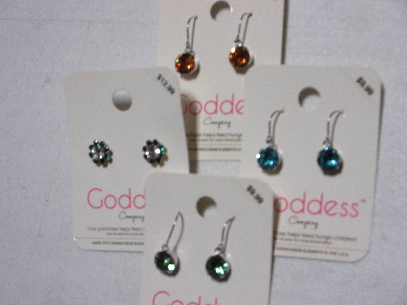 NEW-LOT OF 4 PAIRS OF EARRINGS  RETAIL VALUE $40-48  ONE NOVEMBER BIRTHSTONE