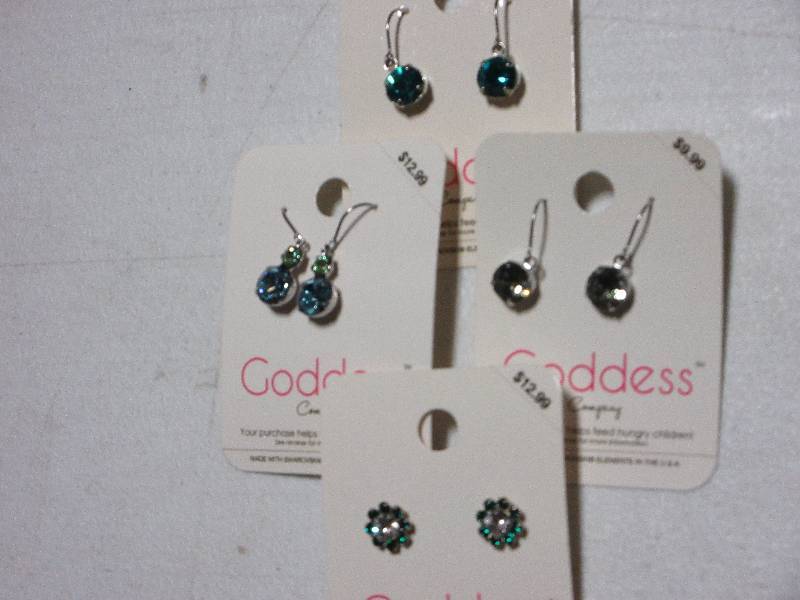 NEW-LOT OF 4 PAIRS OF EARRINGS  RETAIL VALUE $40-48  ONE DECEMBER BIRTHSTONE