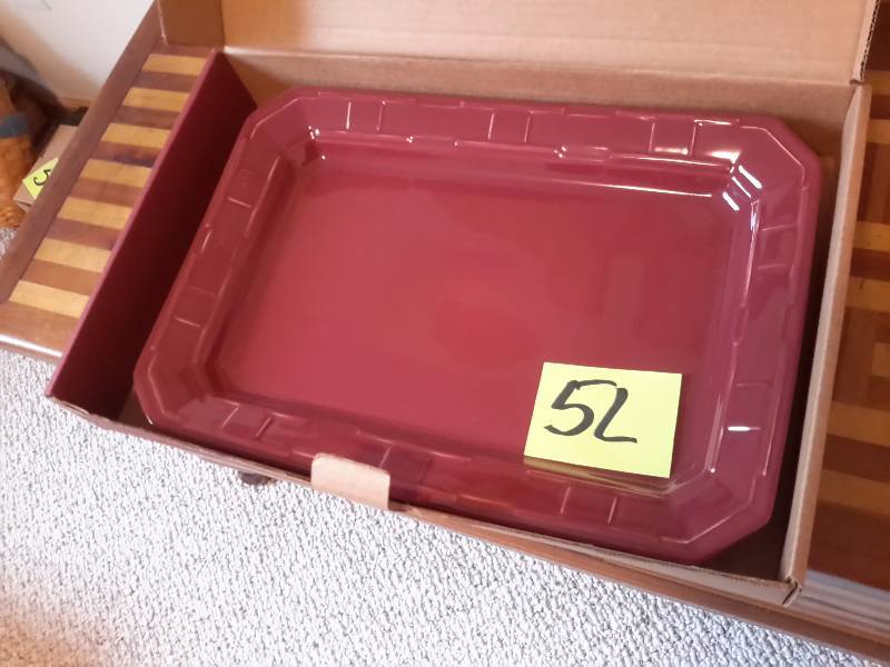 12in x 17 in Longaberger platter.. Oven, Dishwasher,  microwave safe
