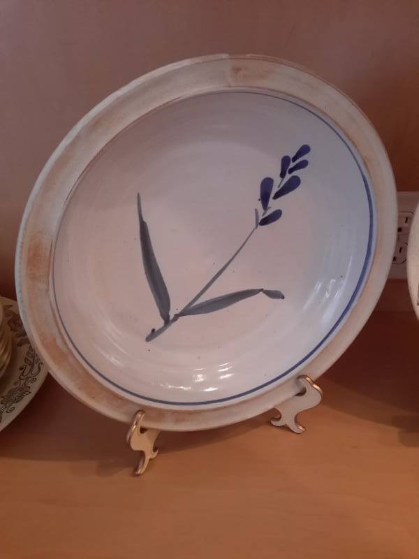 3 Decorative plates as shown
