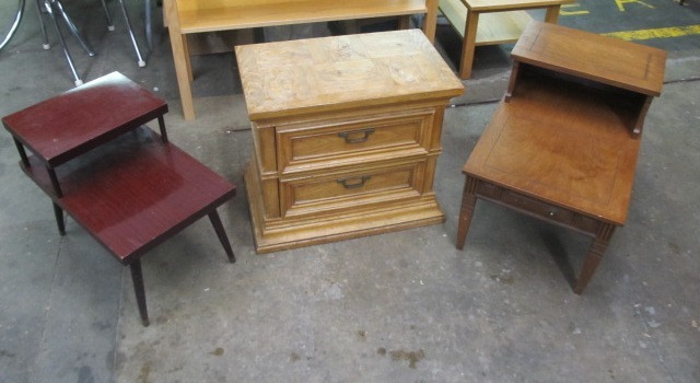 lot 5 image: 3 Mid Century Side TablesNight Stands