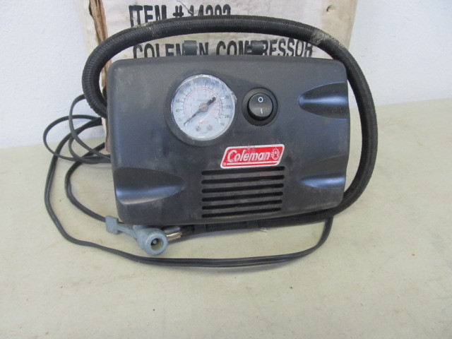 lot 21 image: Working Coleman Portable Compressor