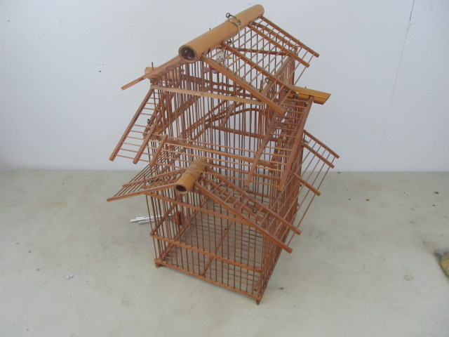 lot 39 image: Full Size Balsa Wood Birdcage