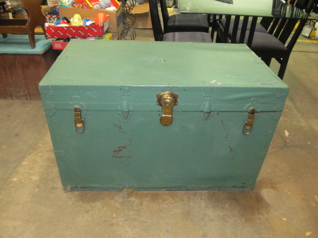 lot 15 image: Vintage Green Painted Trunk