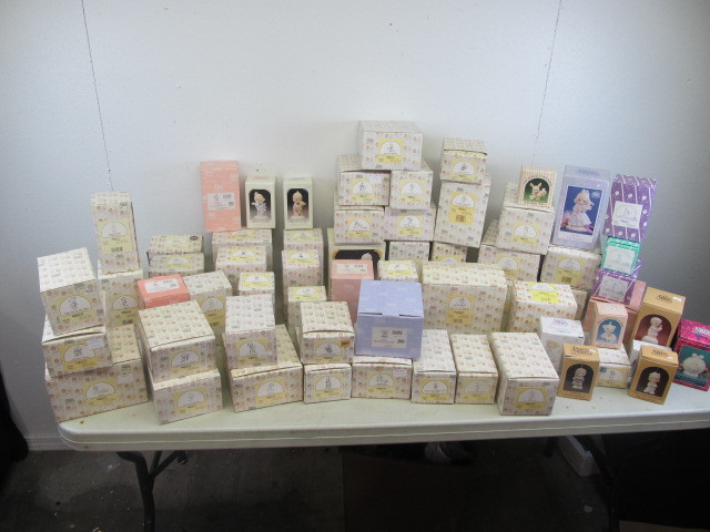 lot 63 image: HUGE Collection of Precious Moments in Original Boxes