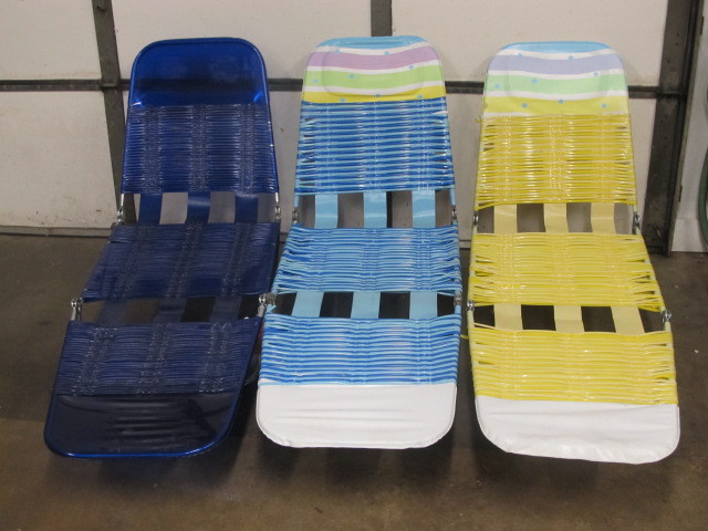 lot 69 image: 3 Vintage Tube Style Aluminum Lawn Chairs
