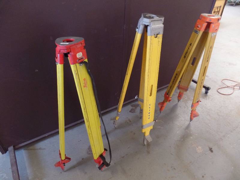 Surveyor Tripods