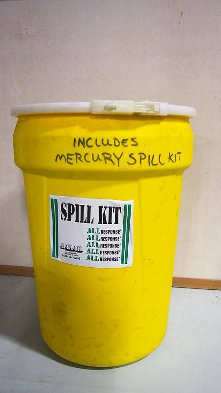 lot 23 image: Medium Spill Kit