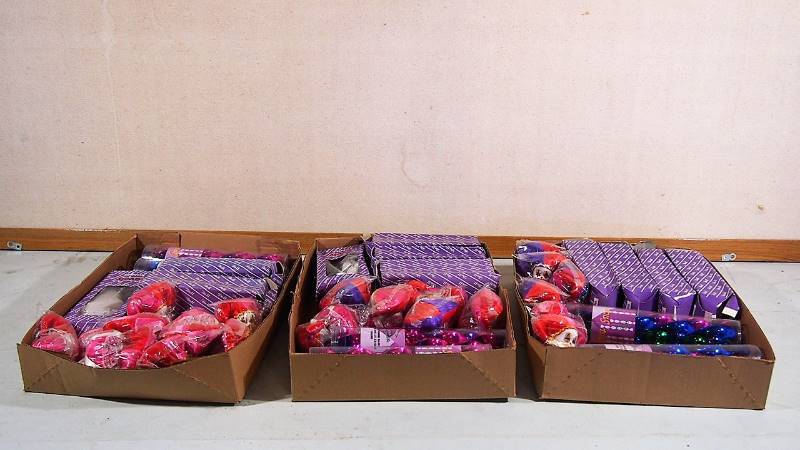 lot 28 image: 3 Flats of SwirlSticks in 4 assorted colors & Misc.