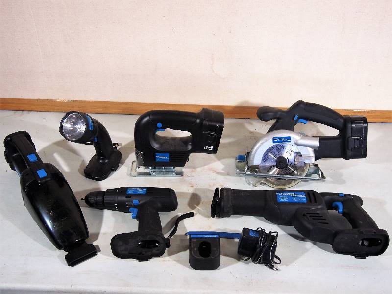 lot 2 image: 6 Piece Power Glide Tool Set