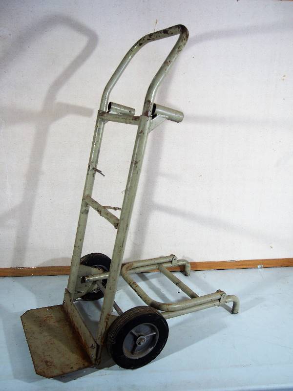 lot 103 image: Multi Postion 2 Wheel Dolly