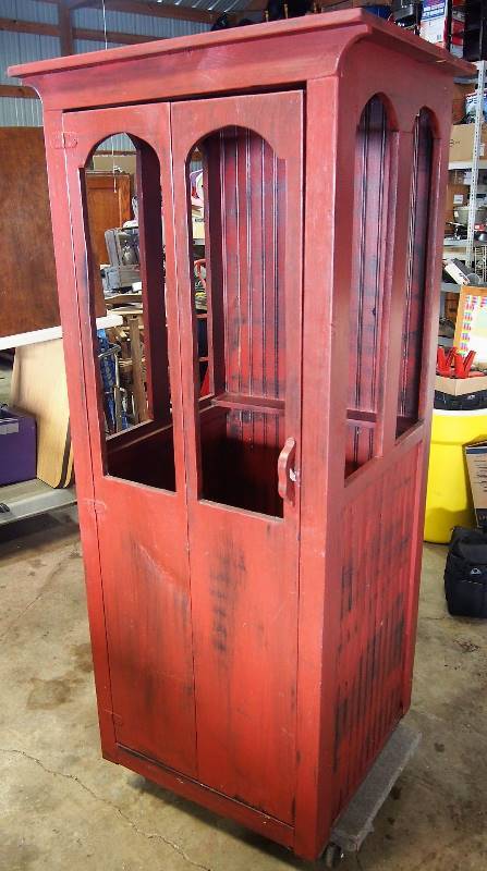 lot 121 image: English Style Phone Booth Prop