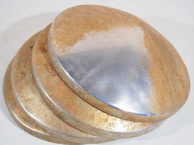 lot 130 image: Wheel Caps