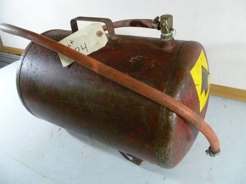 lot 134 image: Portable Air Tank