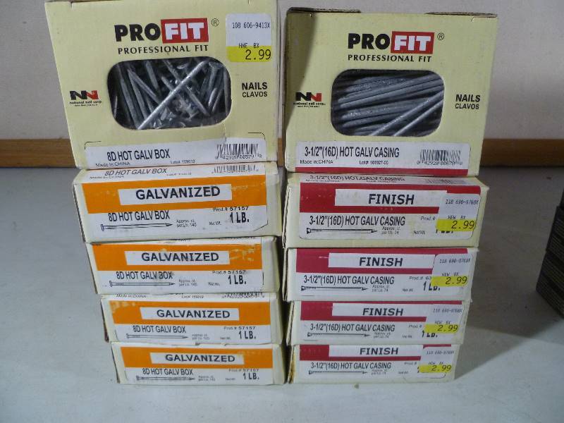lot 152 image: 10 Pounds Hot Galvanized Box & Finish Nails