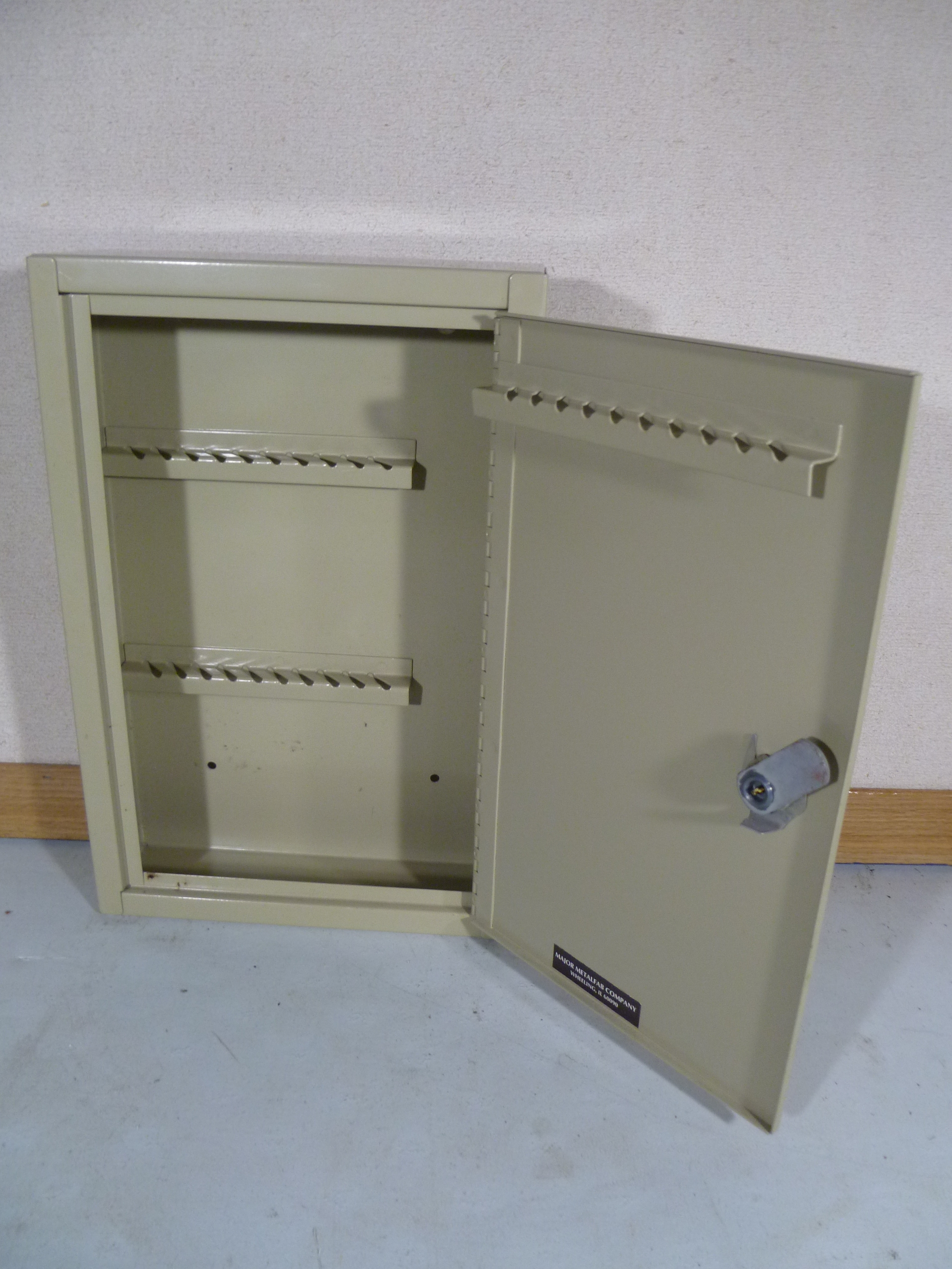lot 85 image: Key Lock Box