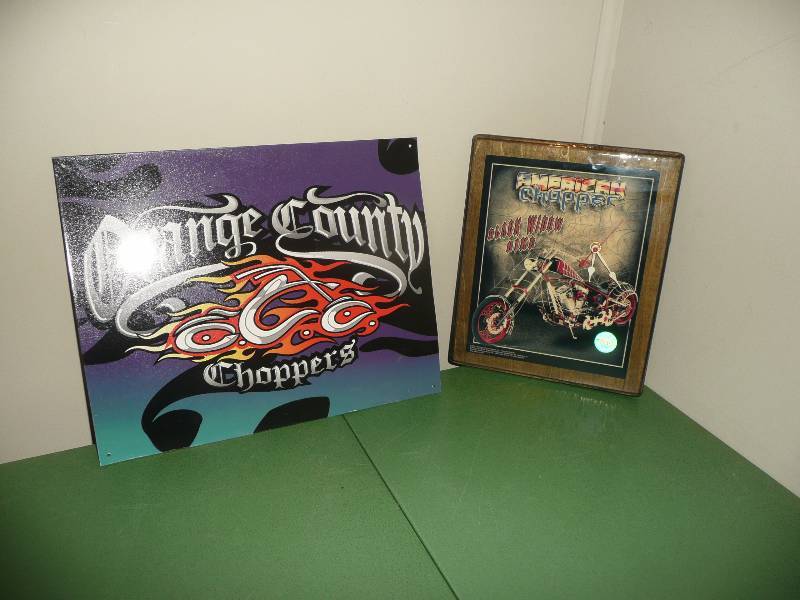 Orange County Choppers Clock & Sign - In Good Condition