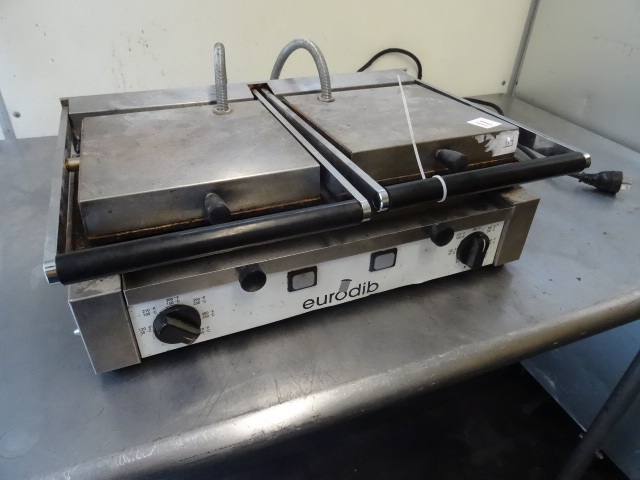 Euro Dib panini grill. Works. 120 v...