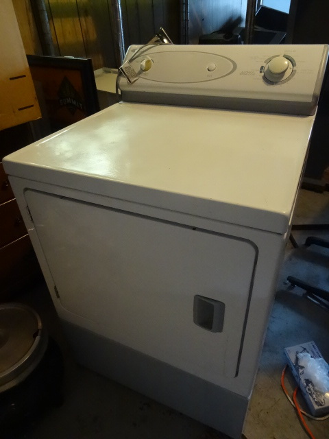 Amana super capacity plus dryer. Na...
