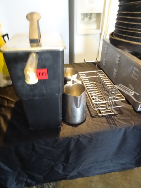 Ketchup dispenser. Hash brown deep ...