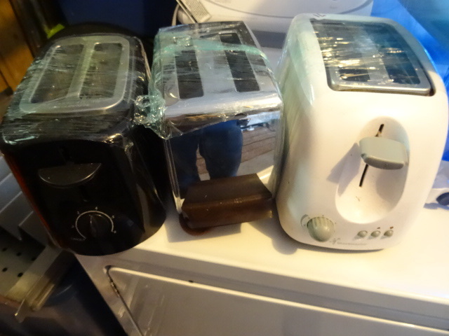 3 misc 2 slice electric toasters. W...