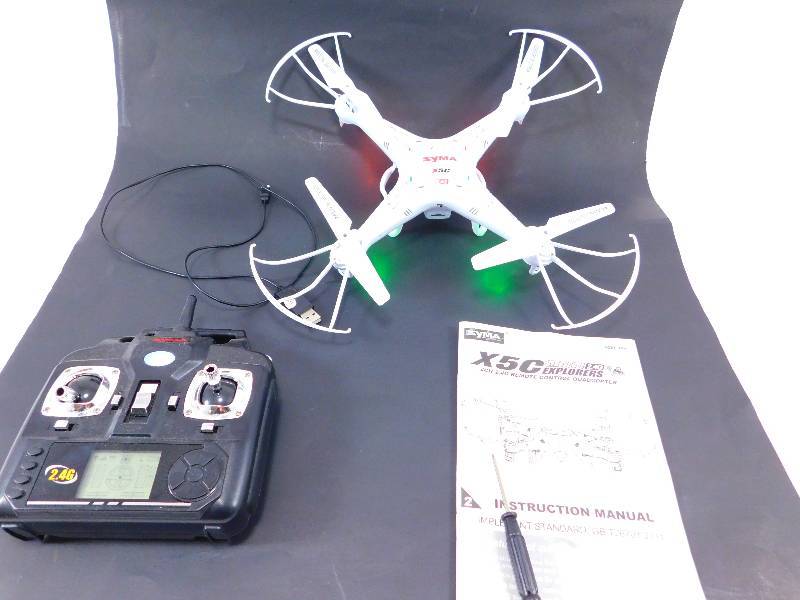 lot 4 image: RC Drone