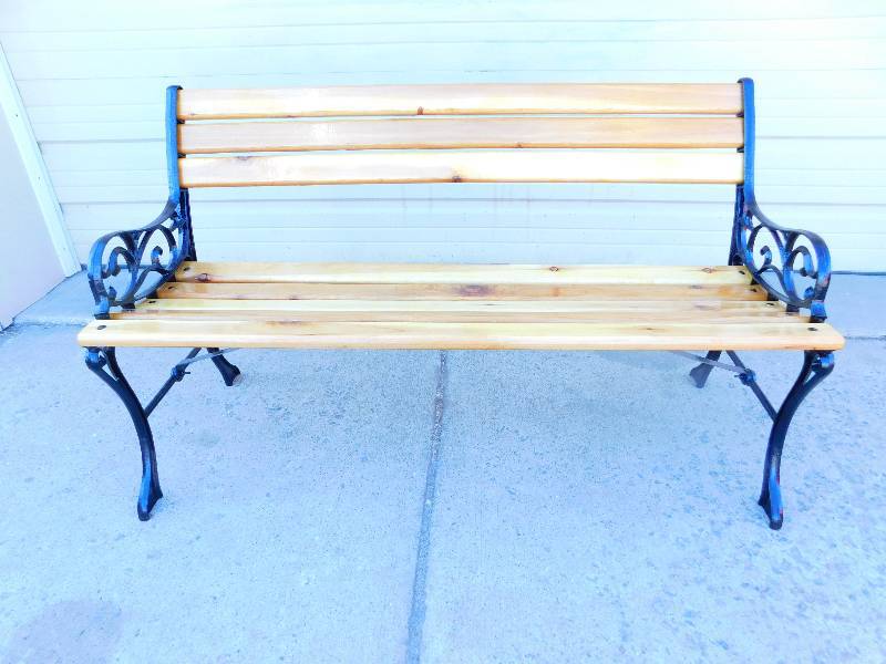 lot 49 image: Refurbished Vintage GardenPark Bench