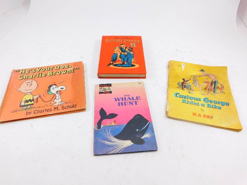 lot 70 image: Lot of Vintage Books
