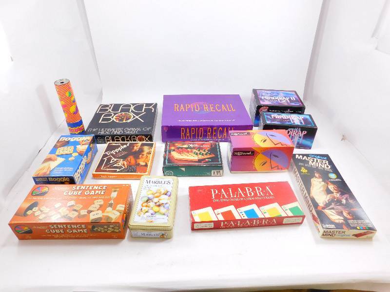 lot 81 image: Lot of Vintage Board Games - Complete