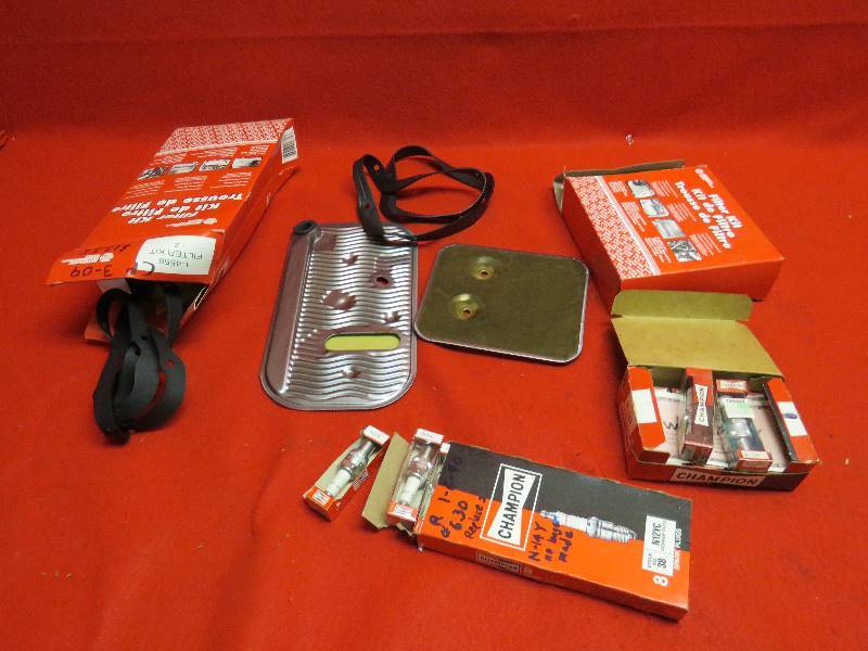 lot 69 image: Vintage Auto Parts