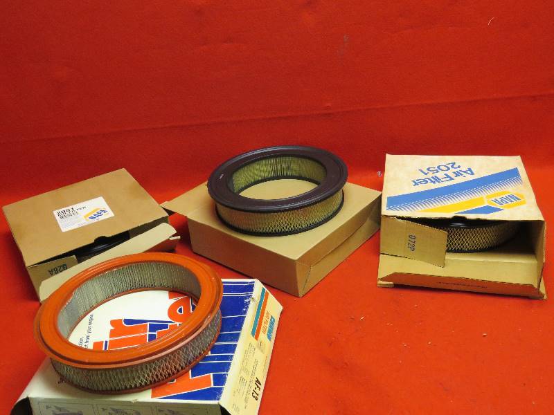 lot 79 image: Vintage Auto Parts
