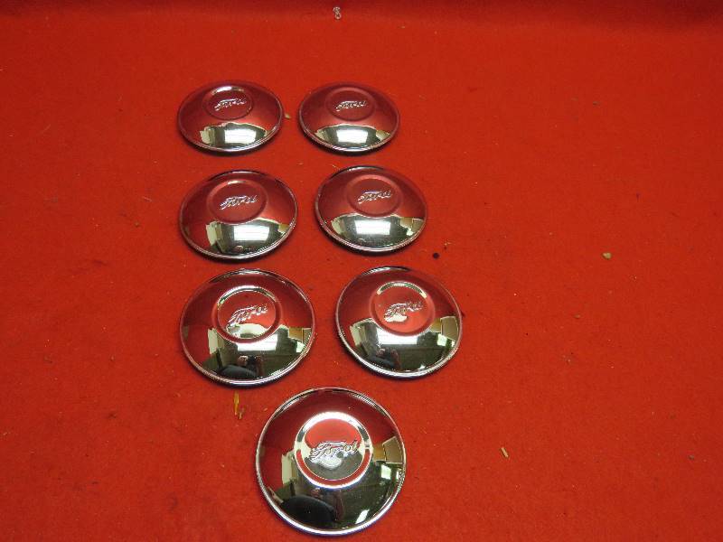 lot 105 image: Vintage Ford Hubcap