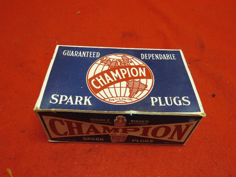 lot 113 image: Vintage Auto Parts