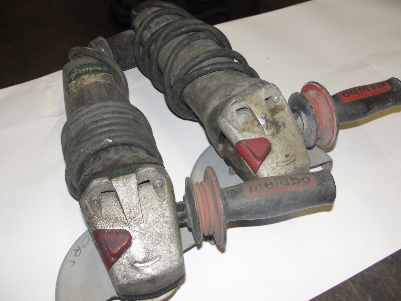 2 Metabo Grinders