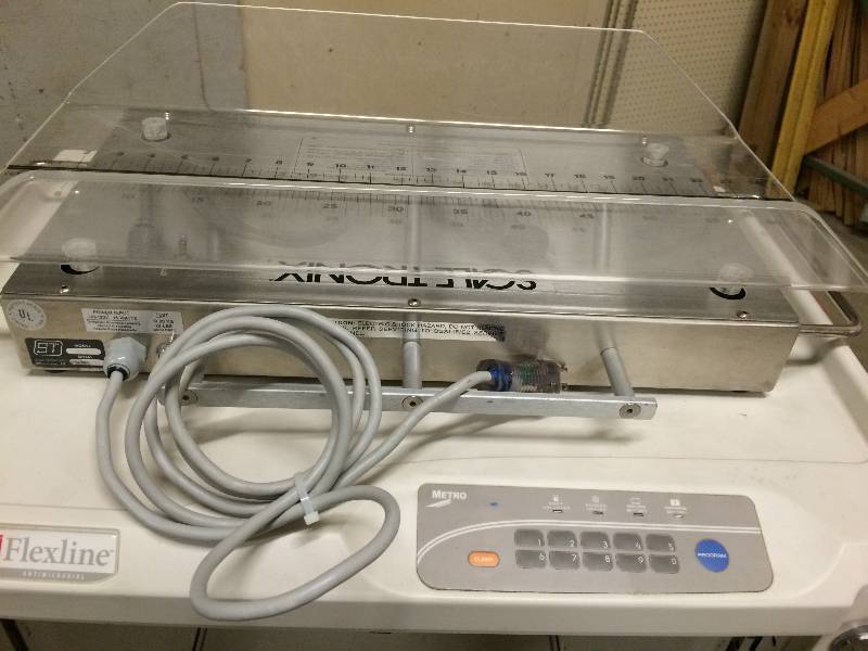 lot 25 image: Just Sold On Ebay Used $350 Scale-Tronix 4800 Pediatric Veterinary Infant Puppy Kitten  KilosPounds Physicians Stainless Scale - Length Measurements - Excellent