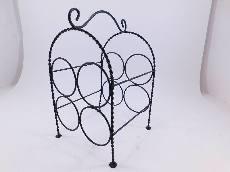 lot 15 image: New Metal Wine Rack