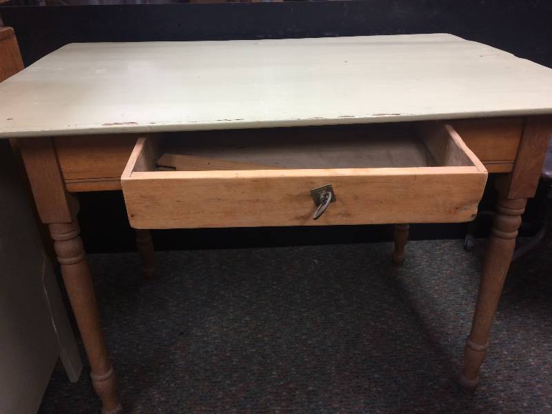 lot 17 image: Vintage Wood Desk