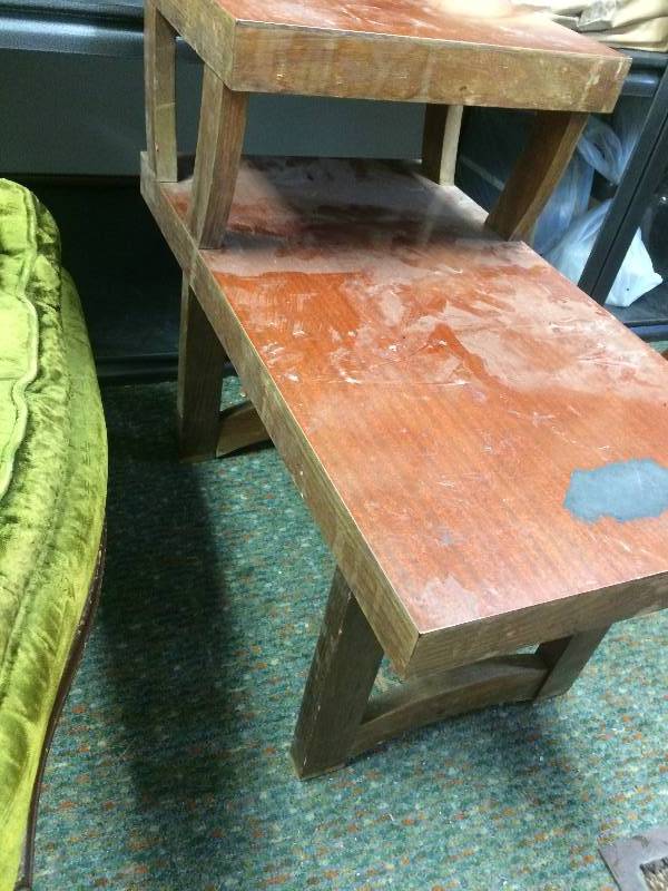lot 48 image: Old End Table