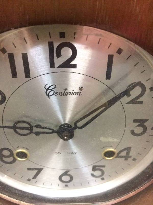 lot 59 image: Wall Clock