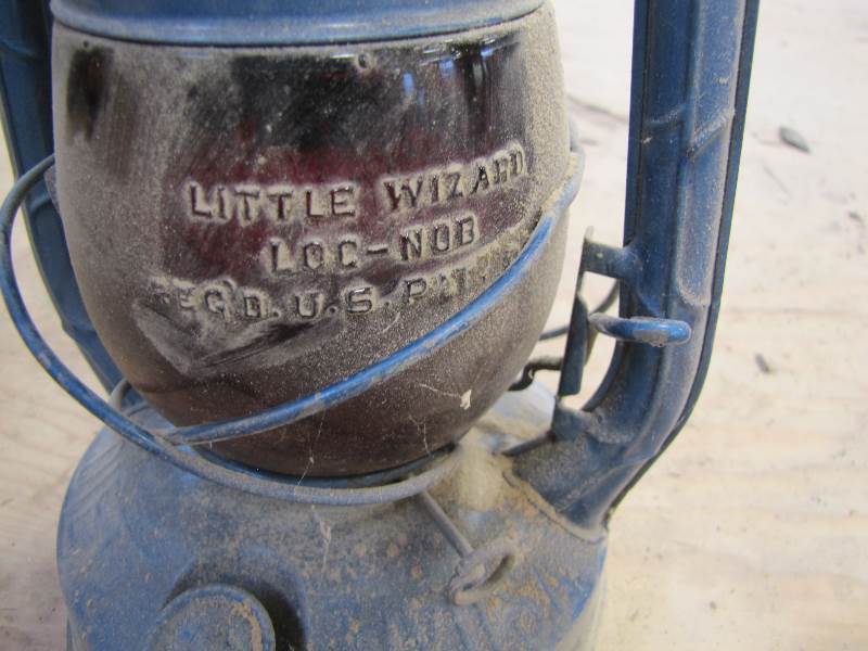 lot 17 image: Unique Kerosene Lantern