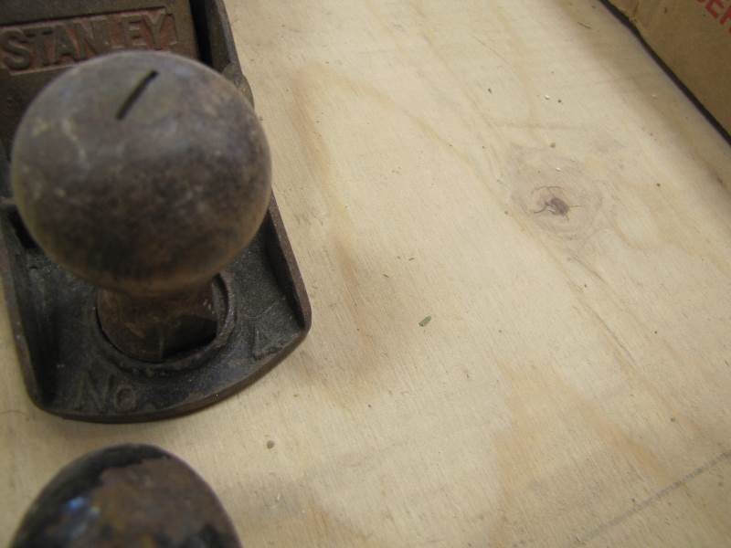 lot 46 image: Vintage Wood Planers & Scraper Holder