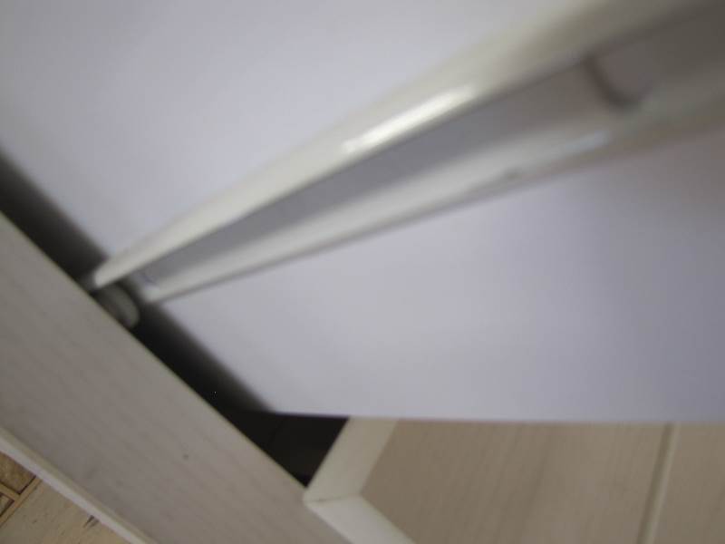 lot 28 image: Chest of Drawers