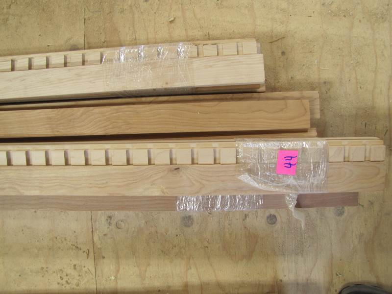 lot 44 image: Lot of Dentil Mouldings