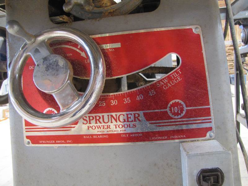 lot 1 image: Spruger Table Saw