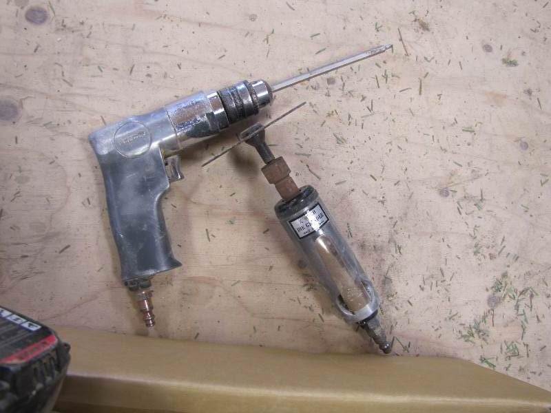 lot 14 image: Air Stapler, Air Grinder & Air Drill