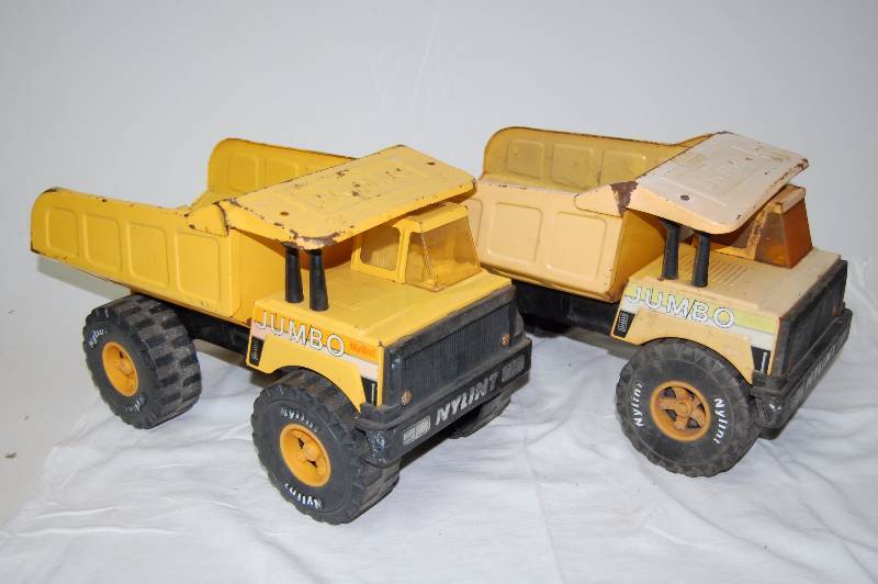 Large Toy Dump Trucks