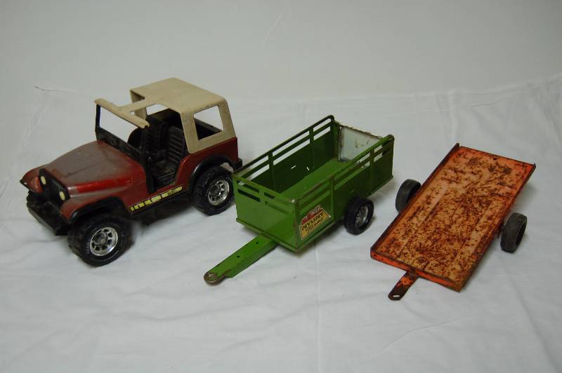 Toy Jeep and Trailers